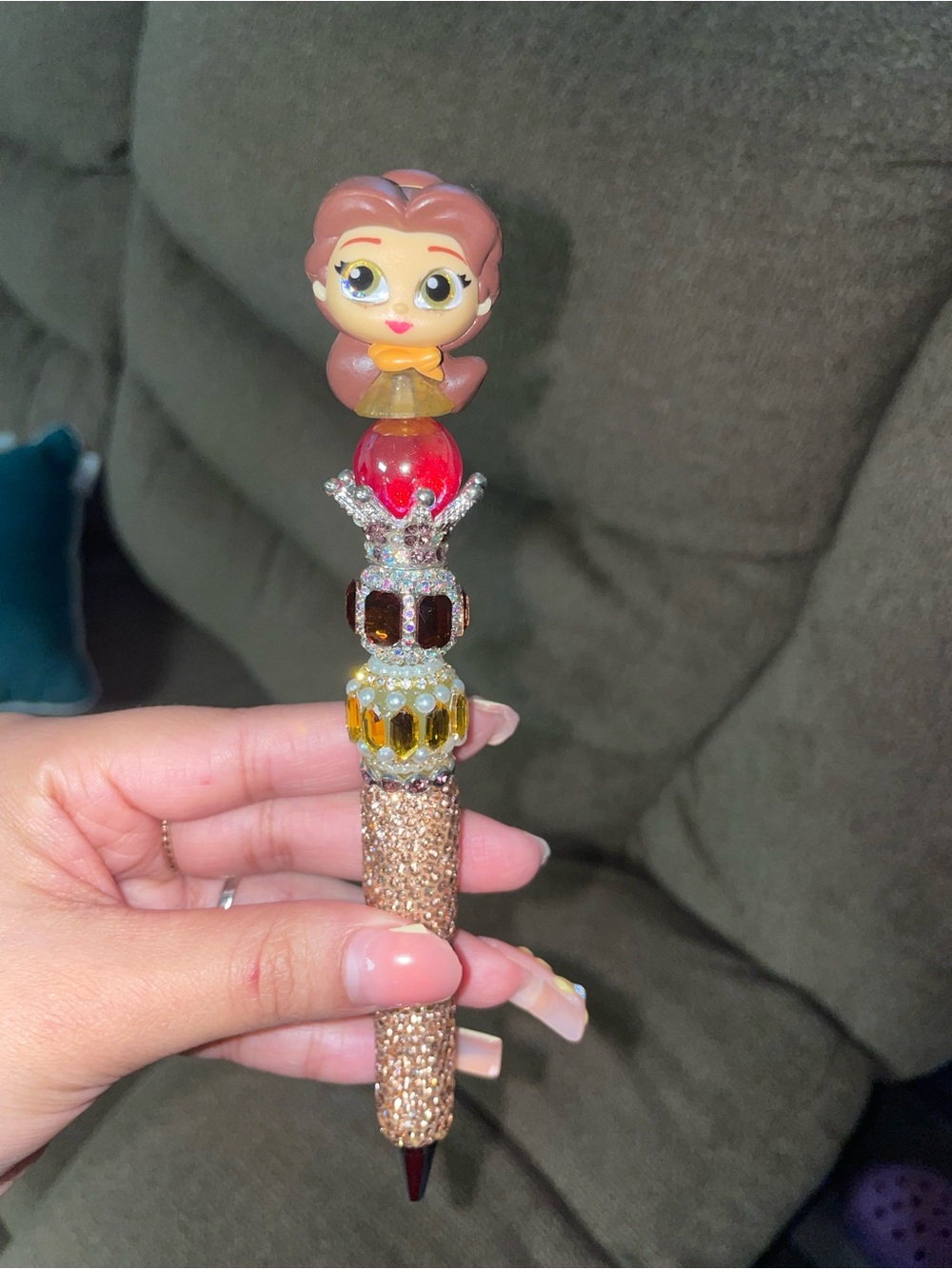 Girl Character Beaded Decorative Pen in Pink, Gold, Red